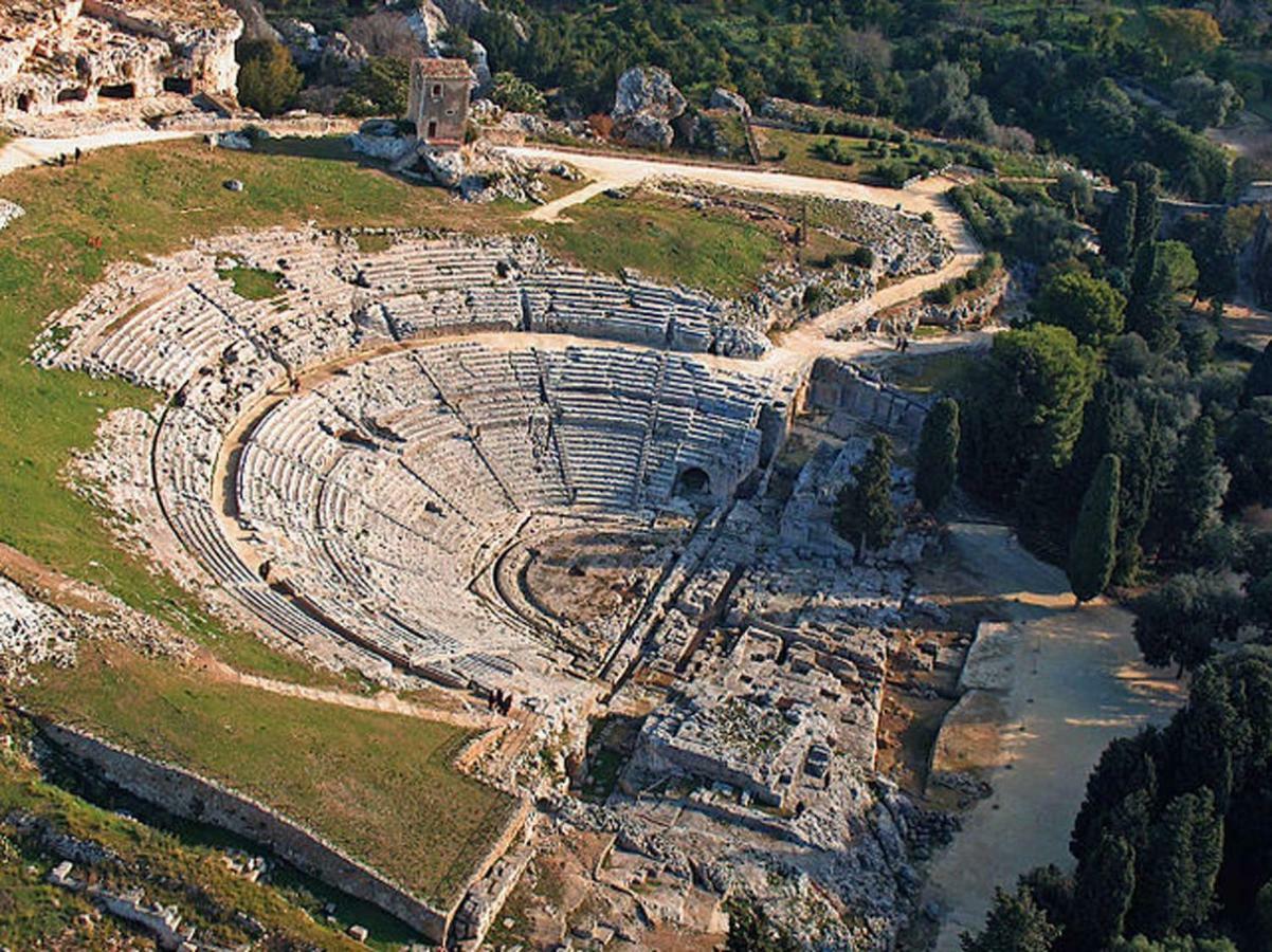 Casa Nagale- Una Suite Di Charme Nel Cuore Di Ortigia A 50 Mt Dal Mare Syrakusa Exteriör bild